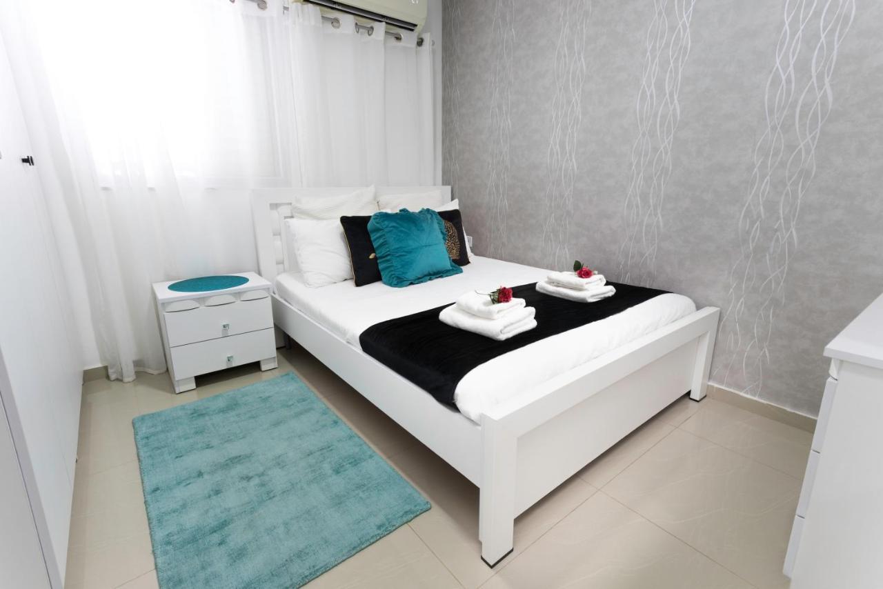 Appartement Yalarent Seaview 3Br Apt - Families Only à Eilat Extérieur photo